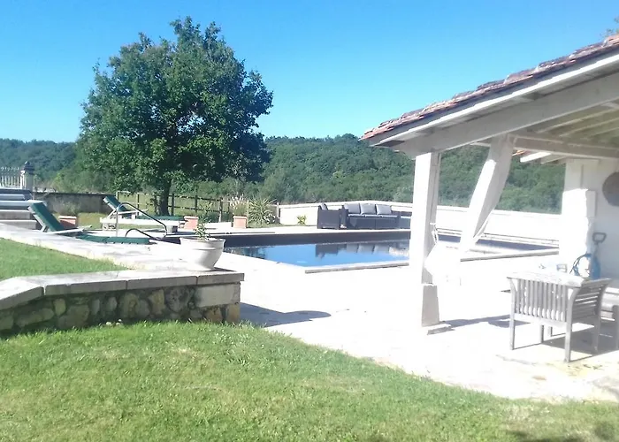 Bed & Breakfast La Faisanderie 16 Edon