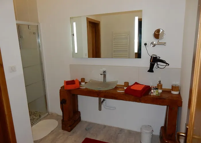 La Faisanderie 16 Bed & Breakfast 3*