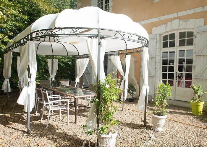 La Faisanderie 16 3* Edon